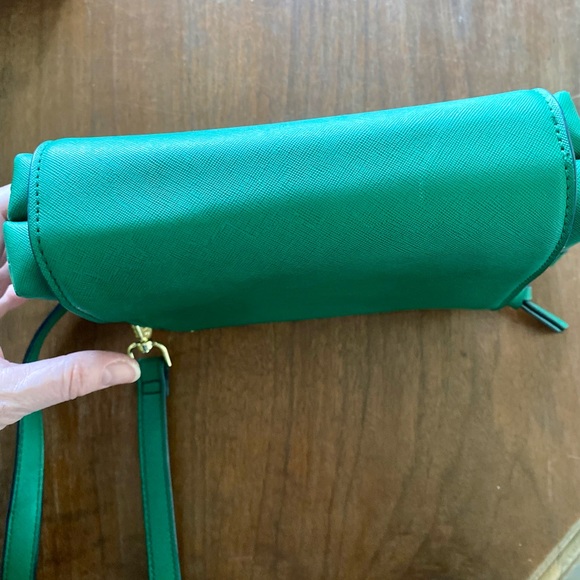 Green Crossbody Bag - Picture 6 of 10